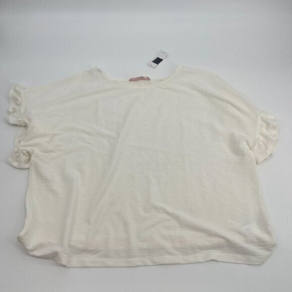 In Every Story Blouse 1X Womens White Short Sleeves Ruffle Plus Size Casual Knit